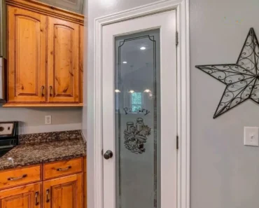 10 Pantry Door DIY Makeover Ideas Under $150