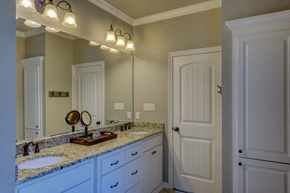 crown molding in bathrooms