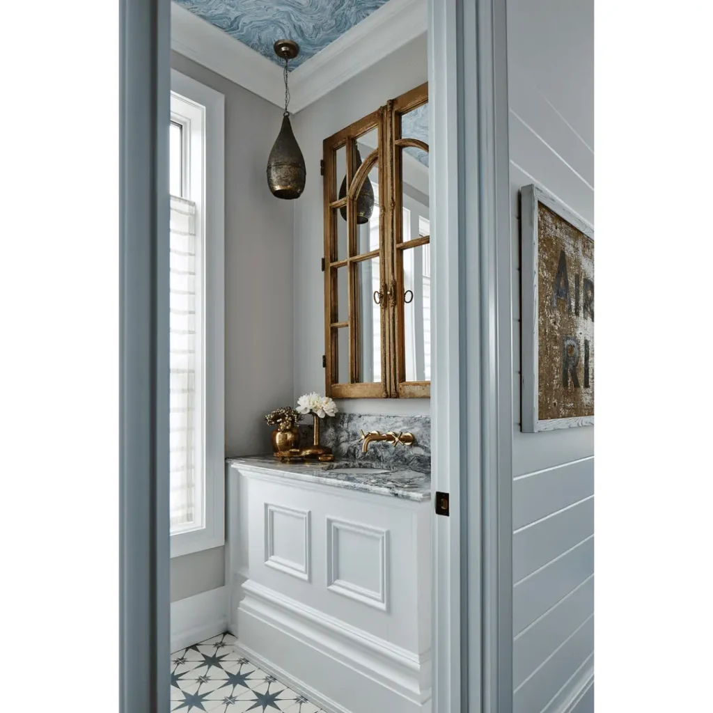 Crown Moulding in Bathrooms